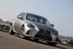 Lexus IS200t 2016 года (NA)